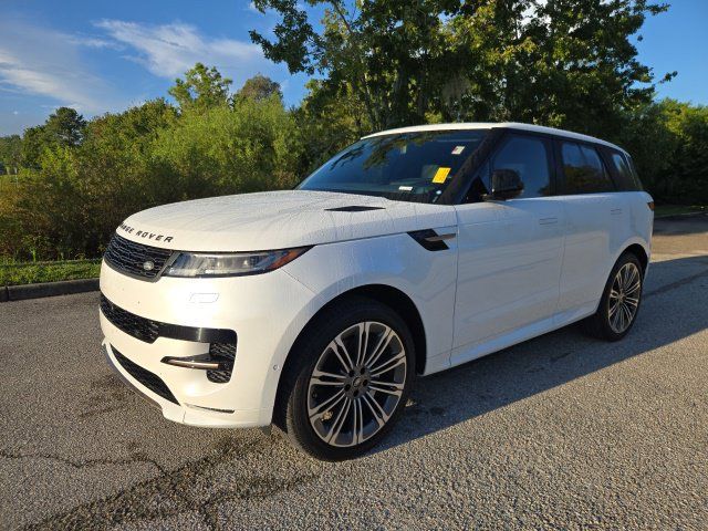 Used 2025 Land Rover Range Rover Sport Dynamic SE AWD/4WD image 1