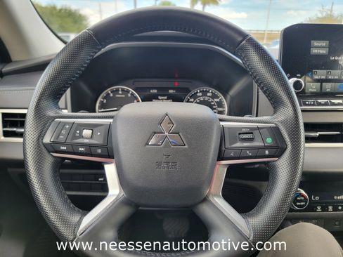 Used 2024 Mitsubishi Outlander Ralliart image 17