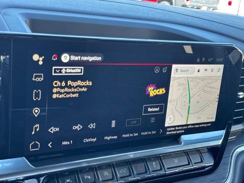 New 2026 GMC Sierra 1500 SLT w/ SLT Convenience Package image 28