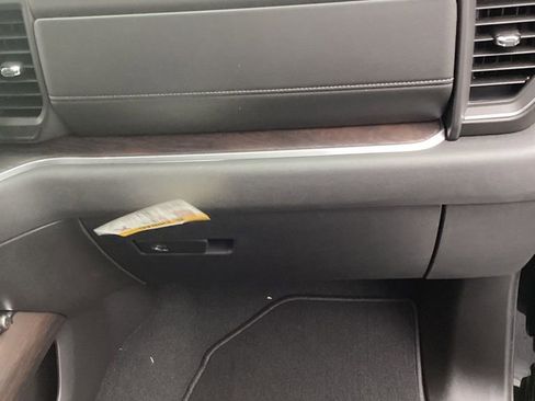 New 2025 GMC Sierra 1500 SLT w/ SLT Premium Plus Package image 32