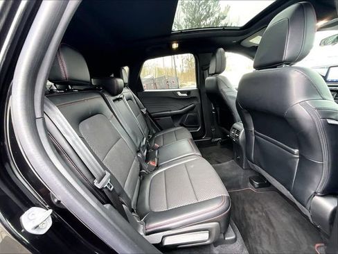 Used 2023 Ford Escape ST-Line image 23