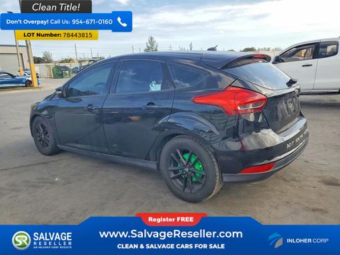 Used 2016 Ford Focus SE FWD image 3