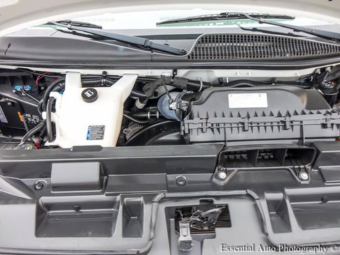 Used 2023 GMC Savana 3500 w/ Power Convenience Package RWD image 19