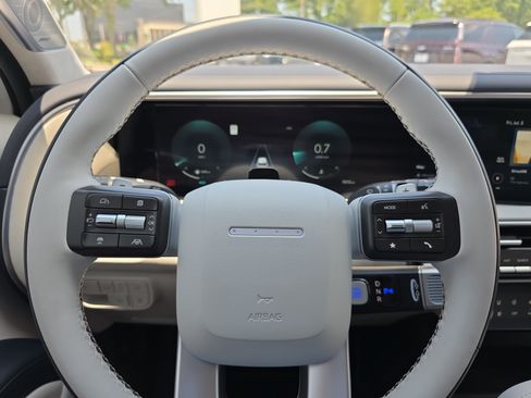 Used 2026 Hyundai Palisade Calligraphy AWD/4WD image 18