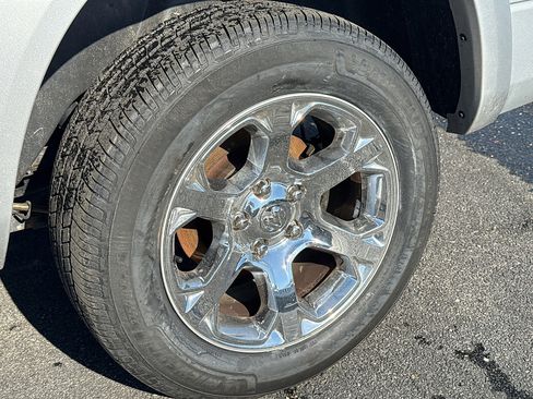 Used 2018 RAM 1500 Laramie w/ Convenience Group image 7