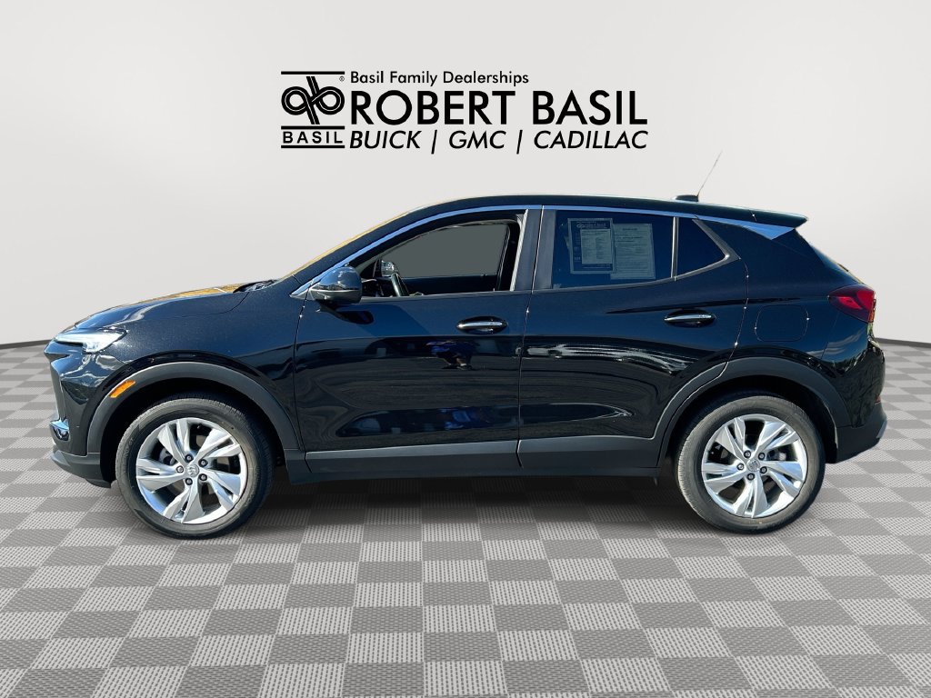 Used 2024 Buick Encore GX Preferred w/ Comfort Package AWD/4WD image 5