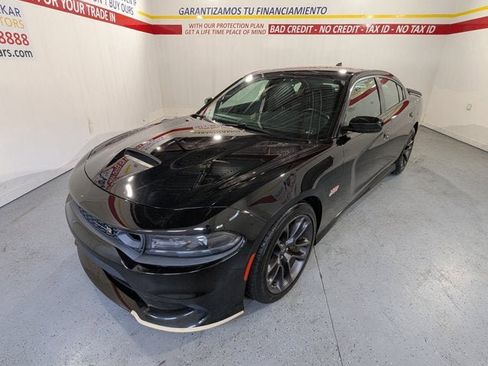Used 2020 Dodge Charger Scat Pack image 3