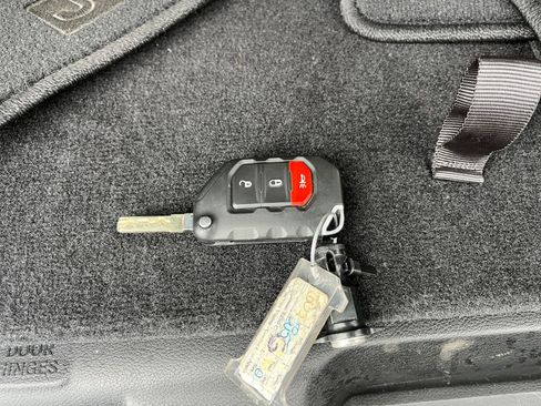 Used 2025 Jeep Wrangler Unlimited Sport AWD/4WD image 21