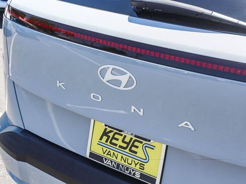 Certified 2024 Hyundai Kona SEL FWD image 9