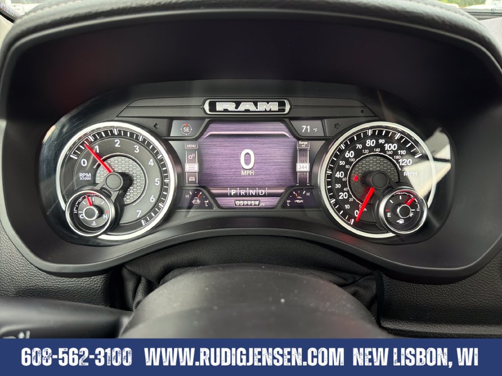 Used 2022 RAM 1500 Laramie AWD/4WD image 15