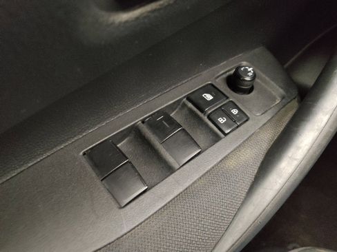 Used 2022 Toyota Corolla LE image 27