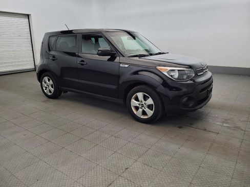 Used 2018 Kia Soul FWD image 11