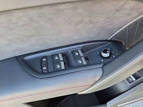 Used 2024 Audi SQ5 Prestige image 28