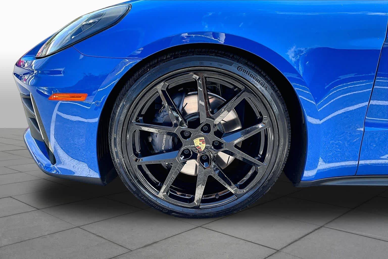 Used 2025 Porsche Panamera 4 AWD/4WD image 11