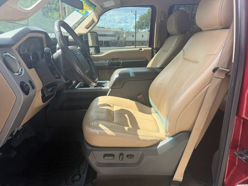 Used 2015 Ford F250 Lariat w/ Lariat Interior Package AWD/4WD image 9