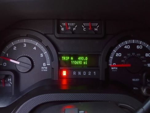 Used 2014 Ford E-350 and Econoline 350 XLT image 39