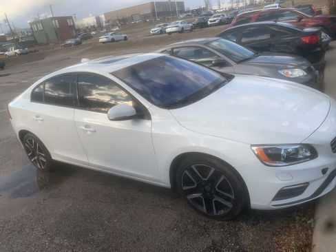 Used 2017 Volvo S60 T5 Dynamic w/ Vision Package image 2