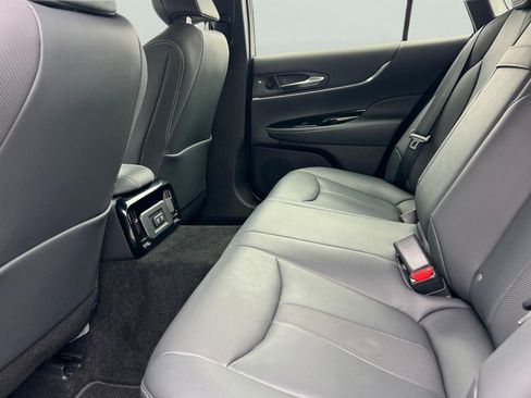 Certified 2022 Toyota Mirai w/ Advanced Technology Package RWD image 5