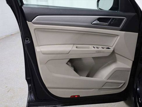 Used 2019 Volkswagen Atlas SE FWD image 16