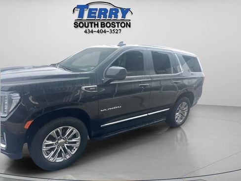 Used 2024 GMC Yukon SLT image 3
