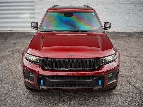 Used 2024 Jeep Grand Cherokee Limited 4xe image 6