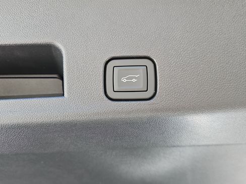 New 2026 Buick Enclave Preferred w/ Power Package image 9