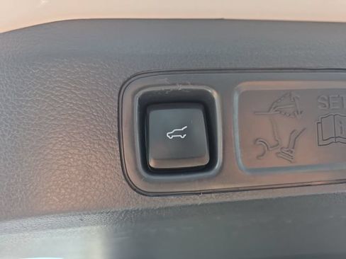 Used 2023 Ford Expedition Max Limited AWD/4WD image 15