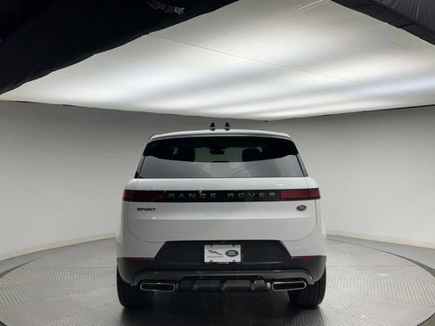 Used 2023 Land Rover Range Rover Sport SE image 7