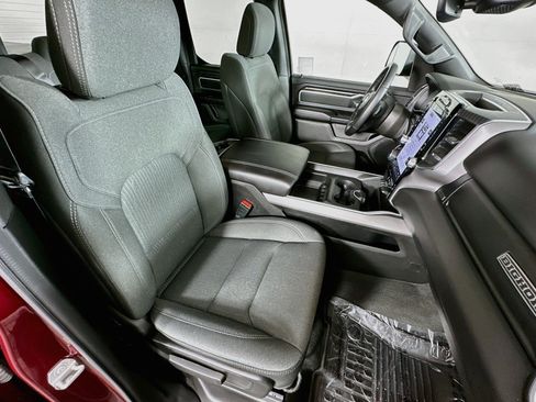 Used 2022 RAM 1500 Big Horn AWD/4WD image 8