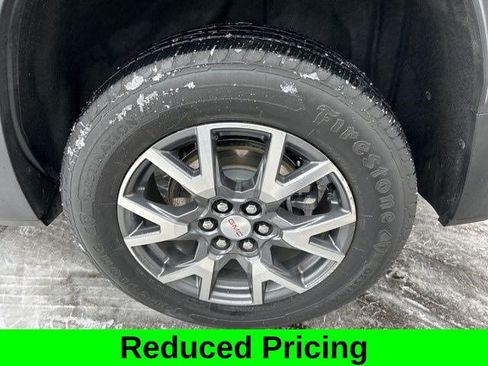 Used 2023 GMC Acadia SLT image 50