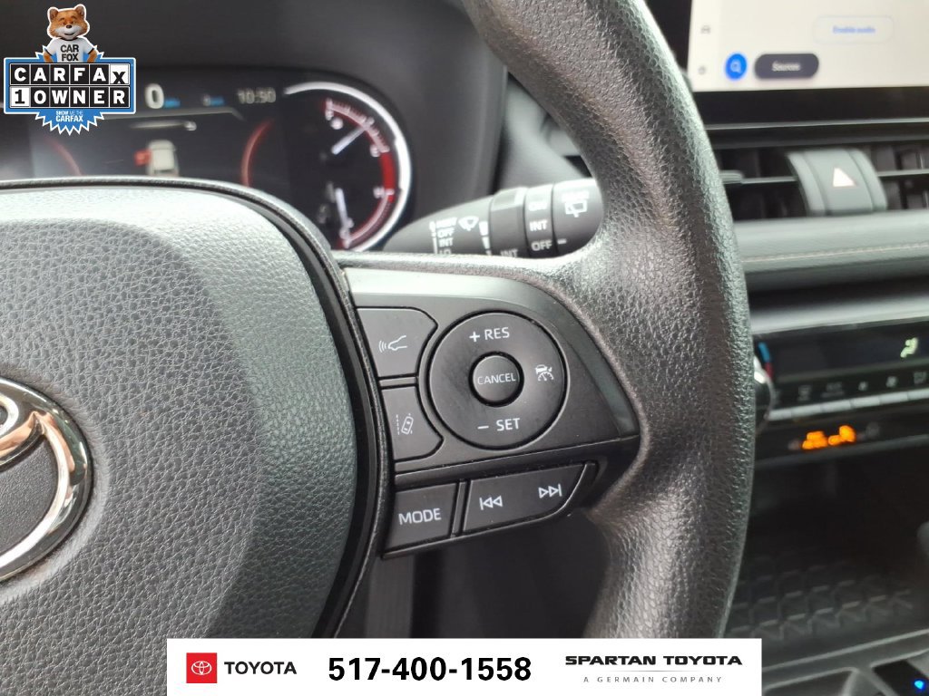 Used 2024 Toyota RAV4 XLE FWD image 18