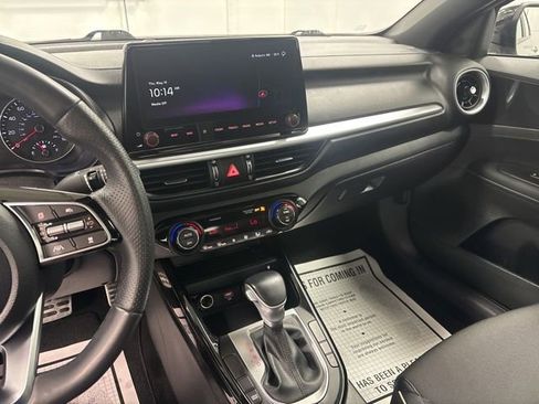 Used 2024 Kia Forte GT-Line w/ GT-Line Premium Package FWD image 23