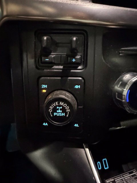 Used 2023 Ford F150 Raptor AWD/4WD image 17