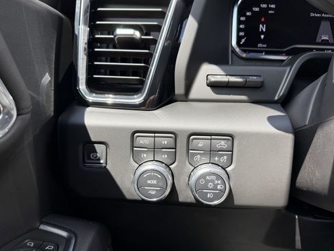 New 2025 GMC Sierra 1500 Denali w/ Denali Reserve Package image 24
