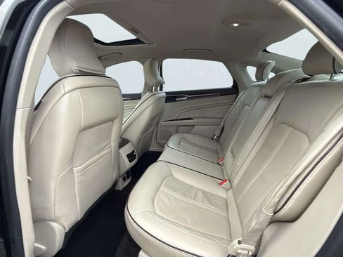 Used 2017 Ford Fusion Platinum image 16