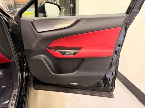 Used 2025 Lexus NX 450h+ F Sport image 27