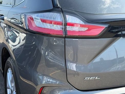 Certified 2024 Ford Edge SEL w/ Convenience Package AWD/4WD image 28