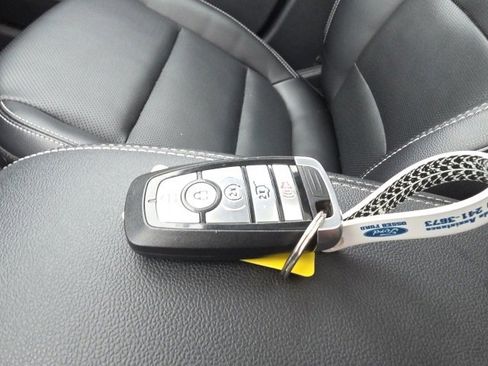 Used 2022 Ford Escape Titanium w/ Class II Trailer Tow Package image 30