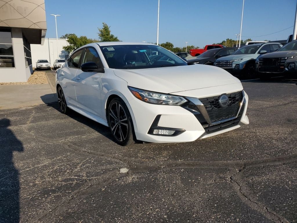 Used 2020 Nissan Sentra SR w/ Electronics Package FWD image 3