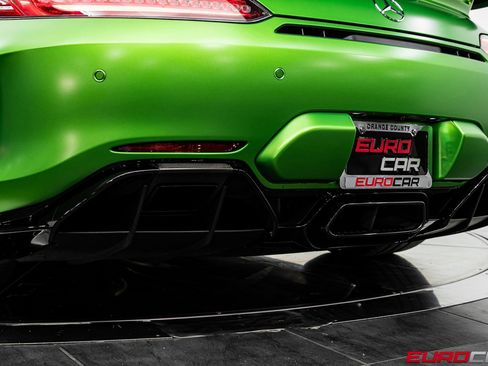 Used 2018 Mercedes-Benz AMG GT R image 23