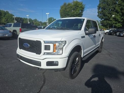 Used 2020 Ford F150 XL w/ Equipment Group 101A Mid AWD/4WD image 4