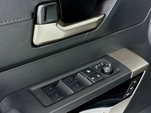 Used 2024 Toyota Tundra Limited image 18