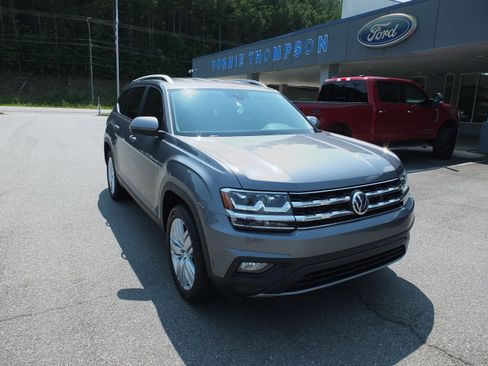 Used 2019 Volkswagen Atlas SE FWD image 1