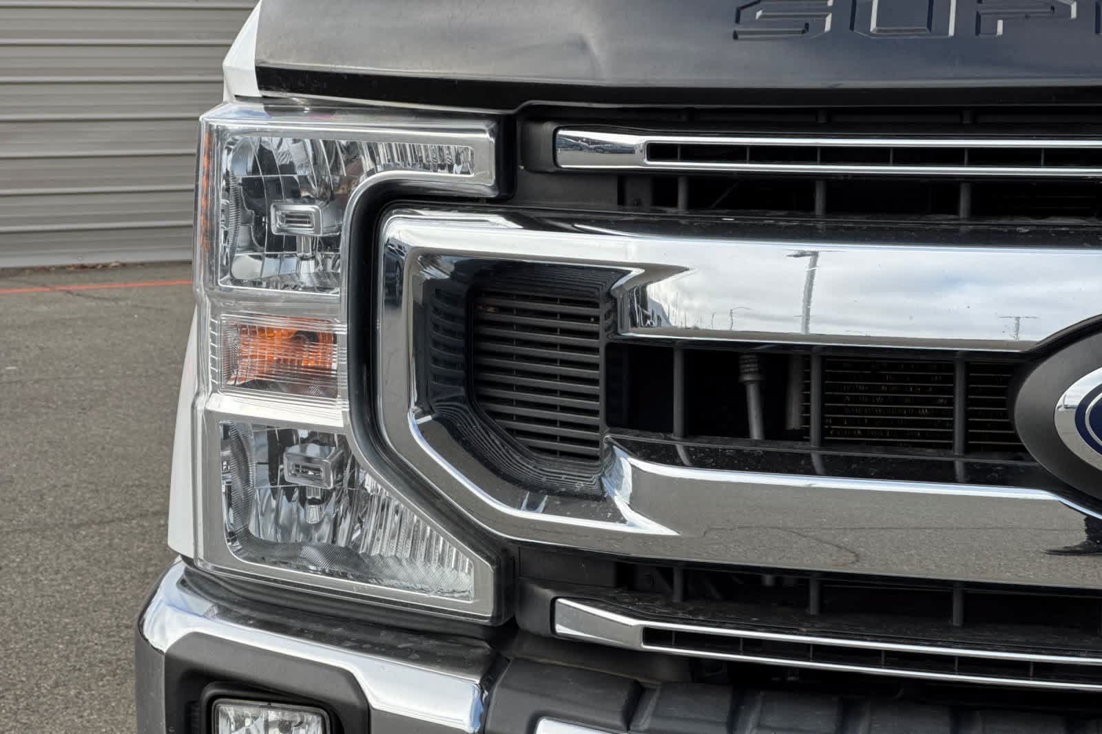 Used 2021 Ford F250 XLT w/ XLT Premium Package AWD/4WD image 15