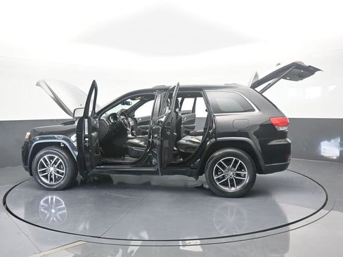 Used 2018 Jeep Grand Cherokee Limited image 77