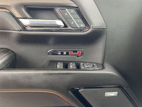 Used 2022 GMC Sierra 1500 AT4 image 24