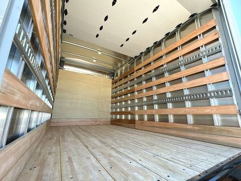 New 2024 Chevrolet Low Cab Forward image 22