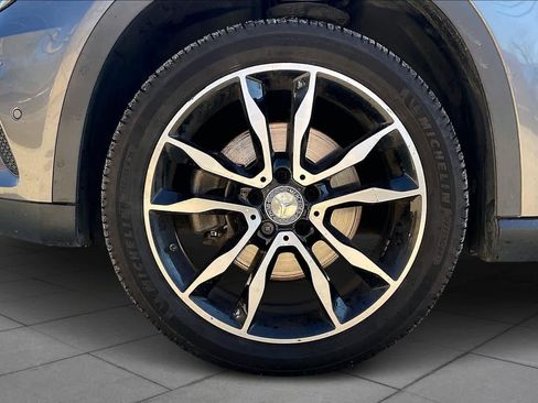 Used 2015 Mercedes-Benz GLA 250 4MATIC image 11