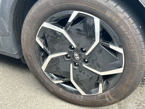 Used 2024 Hyundai Ioniq 5 SEL image 6