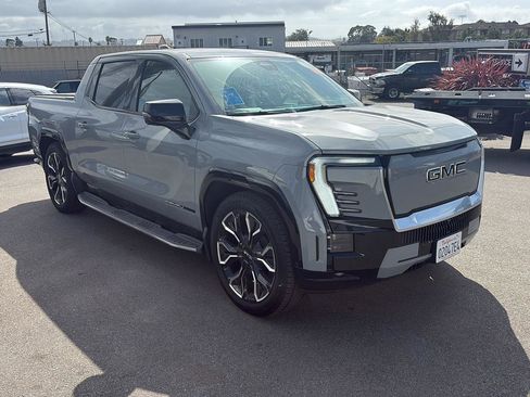 Used 2024 GMC Sierra EV Denali image 6